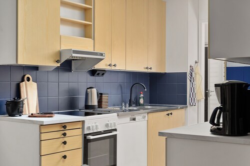 Renovated 2BR Apt with Best Location