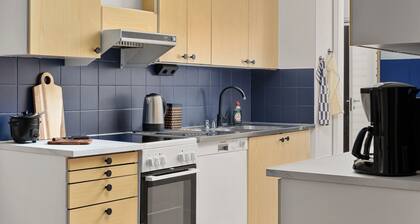 Renovated 2BR Apt with Best Location