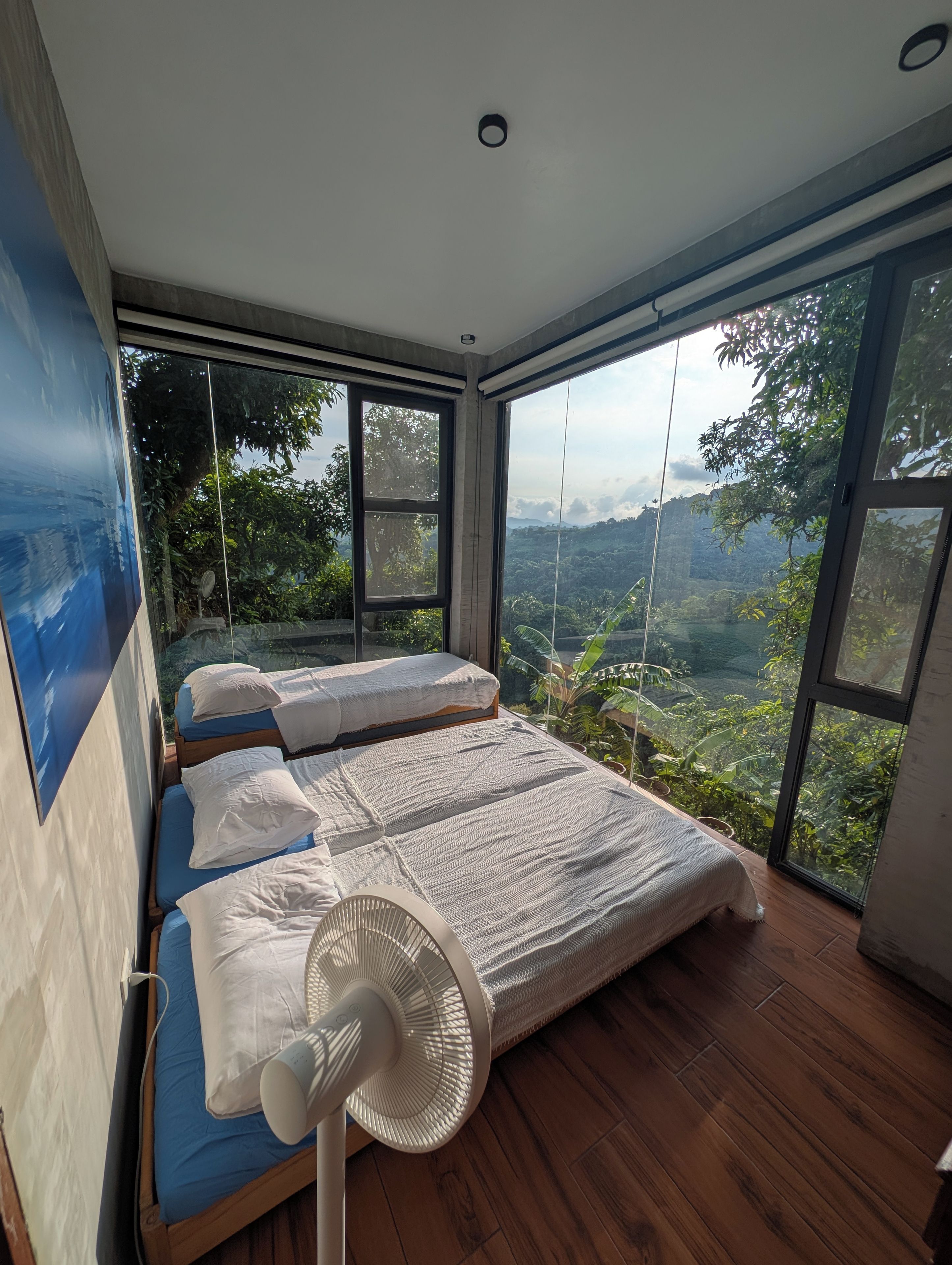 Desk, travel crib, WiFi (free), bed sheets