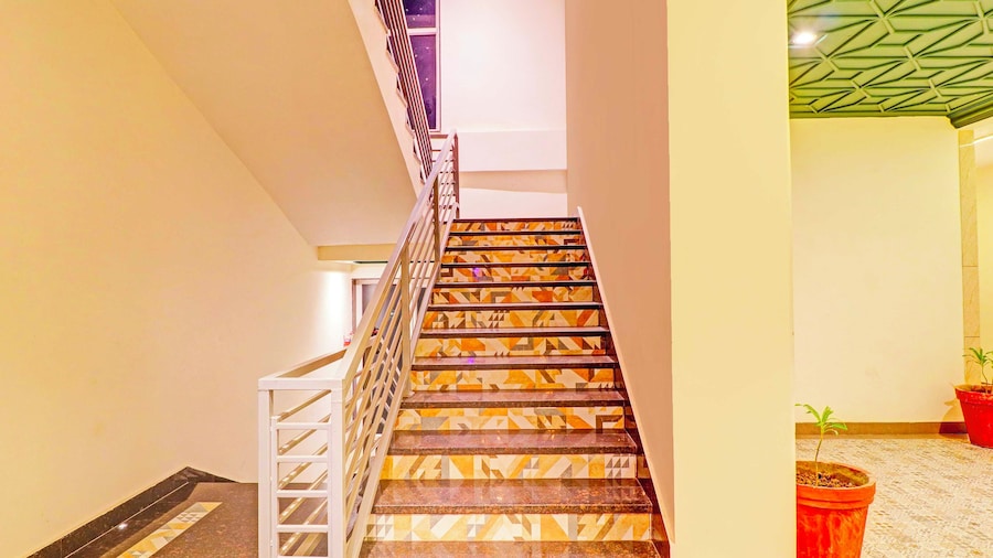 Townhouse Oak Patel Nagar Dehradun