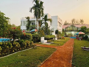 Unclassified image, 3 of 10, button - Rajmahal Resort  (Dhaka Division)