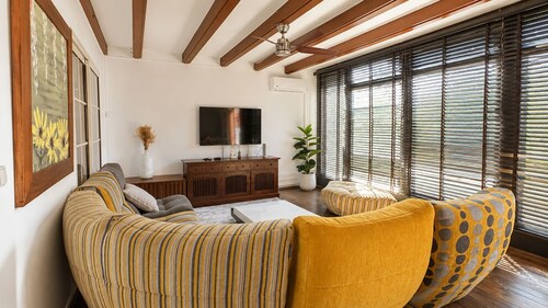 VILLA AMBASSADOR