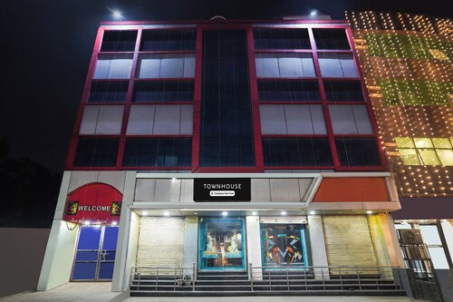 Townhouse Butler Road Near Maripur Chowk