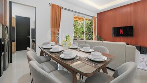 Biệt thự, 4 phòng ngủ, quang cảnh vườn | Phòng ăn