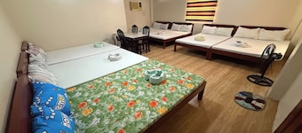Mac-Van Mae Beach Resort