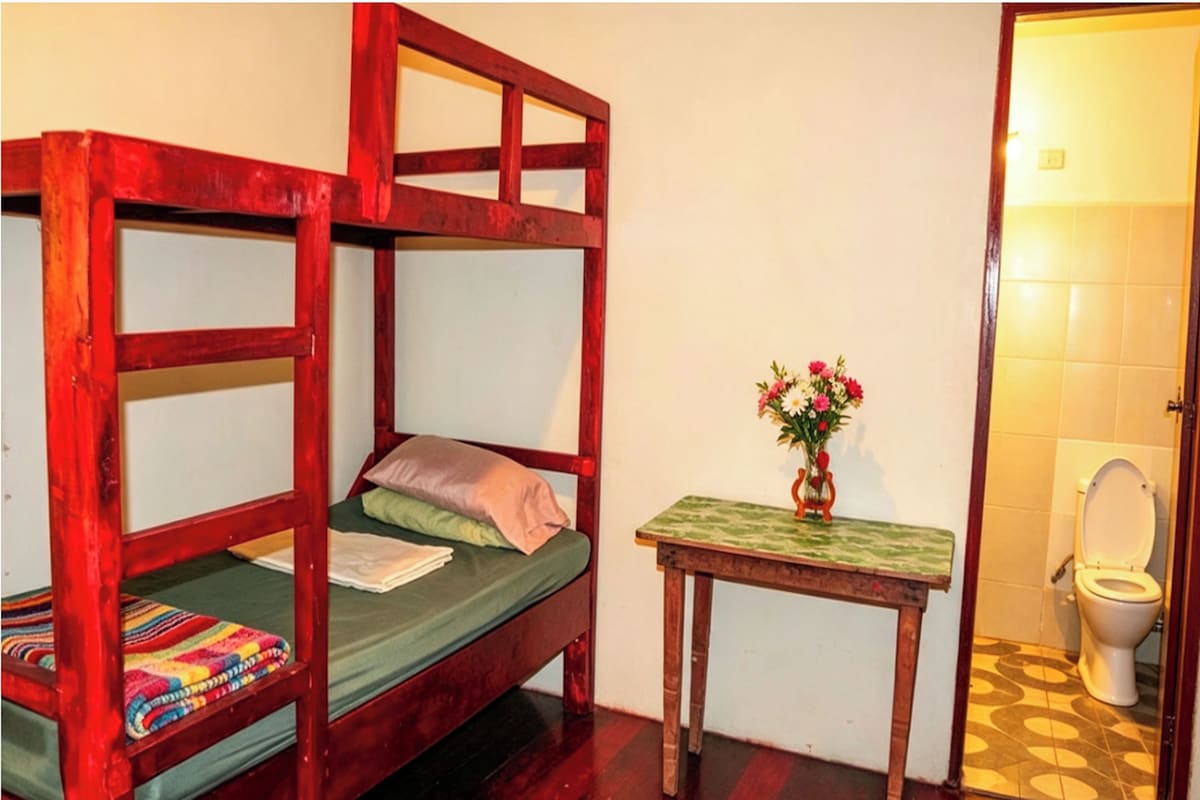  Ensuite Private for 3 | 책상, 다리미/다리미판, 무료 WiFi, 침대 시트