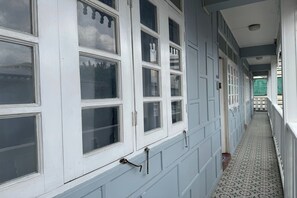 Ngoại thất