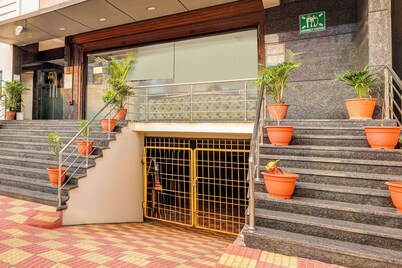 OYO Townhouse Gajuwaka Centre