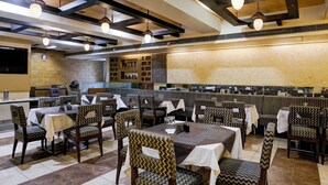 Ảnh chưa phân loại, 2 trong số 21 ảnh, nút