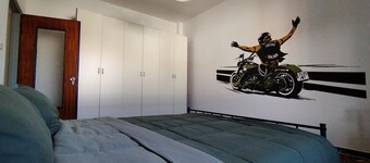 Elenberg Beds & Bikers
