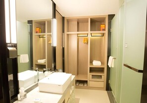 Bathroom - Echarm Hotel Xiantao Stadium (Beijing)
