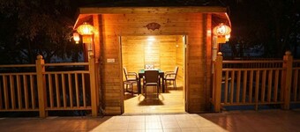 Echarm Hotel