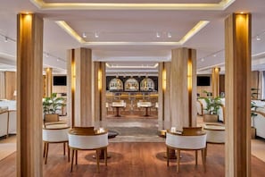 Ảnh chưa phân loại, 3 trong số 32 ảnh, nút