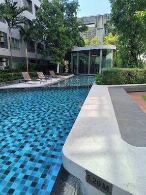 Pool - Elio Sukhumvit 64 Chic Space (Bangkok)