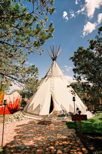 Peaceful Glamping Tipi with Stargazing Views Near Ruidoso in Nogal, New Mexico