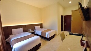 Unclassified image, 2 of 15, button - Multazam Hotel (Surakarta)