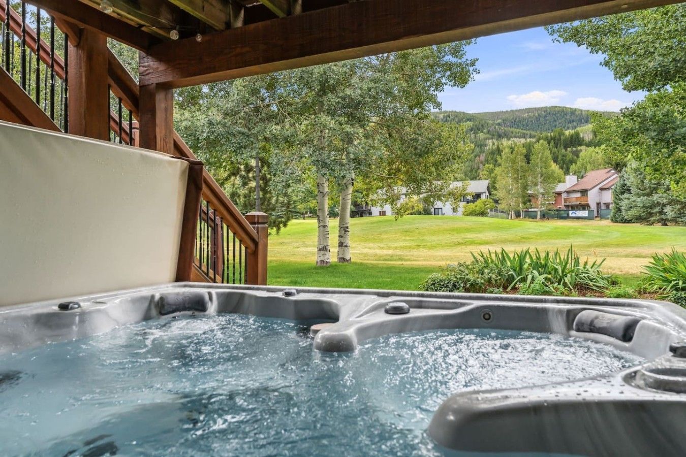 Bain à remous extérieur