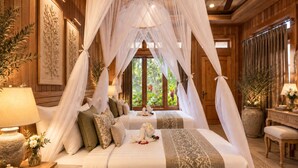 Biệt thự, 3 phòng ngủ, hồ bơi riêng (Majestic Three Bedroom Private Pool) | Minibar, két bảo mật tại phòng, khu vực làm việc phù hợp cho laptop 