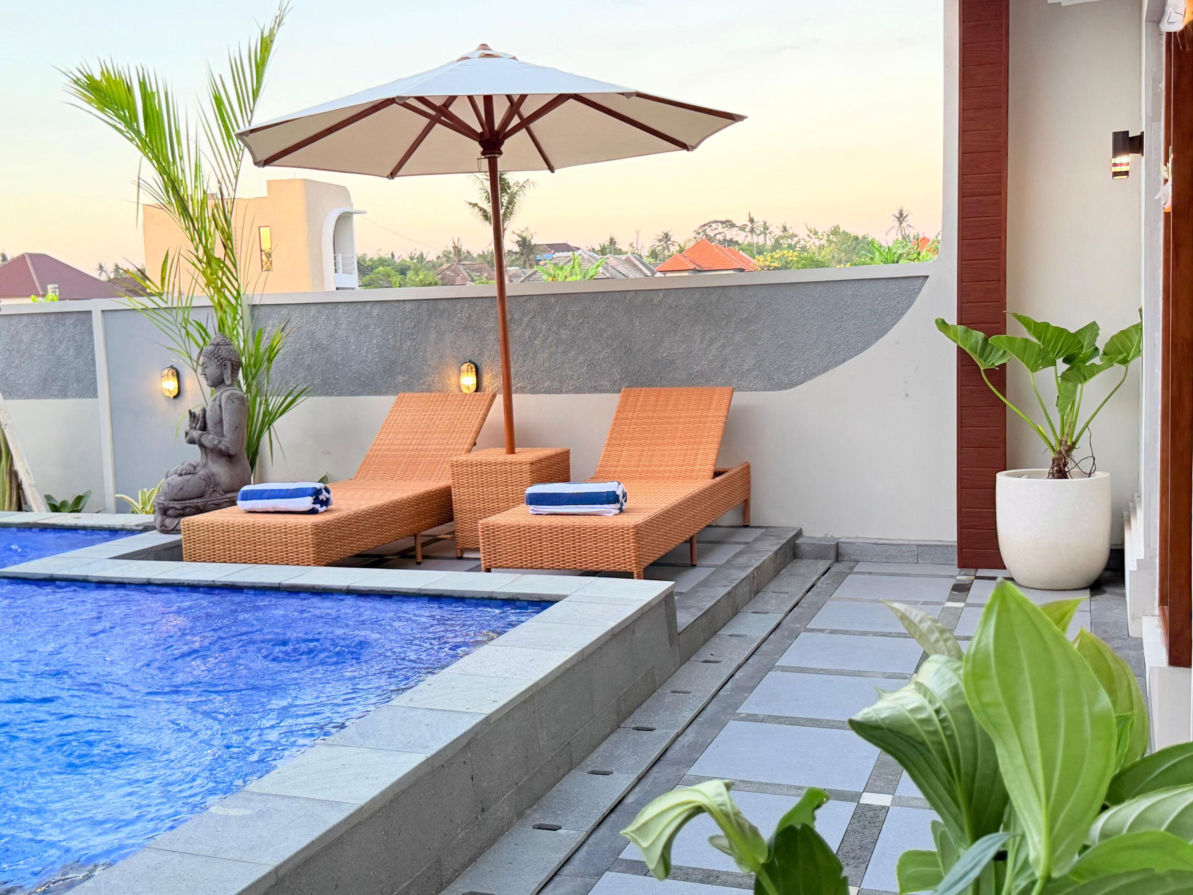 Villa, vistas a la piscina | Terraza o patio