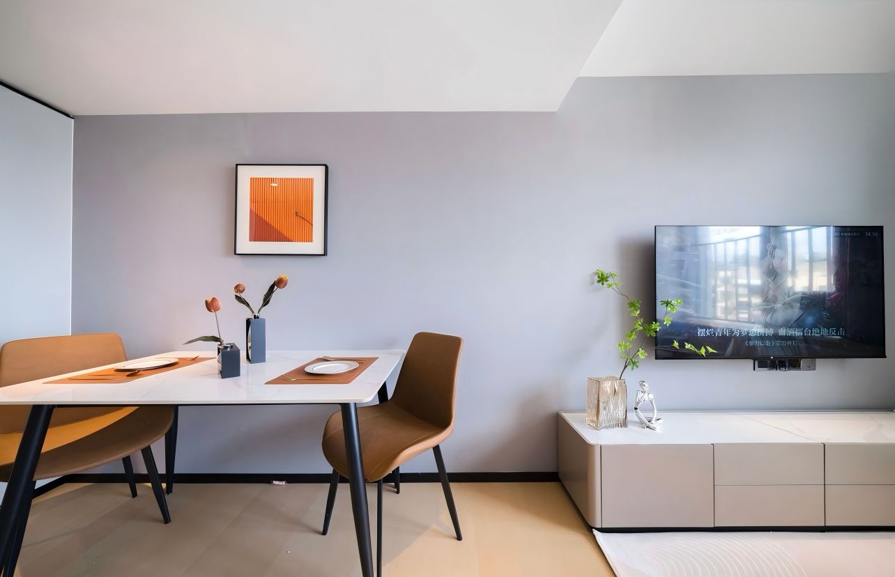 Comfort Suite | Laptop workspace, WiFi (free), bed sheets