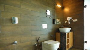 Premium Cottage | Bathroom - Roots Munnar (Anachal)