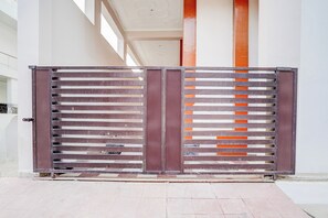 Ảnh chưa phân loại, 5 trong số 36 ảnh, nút