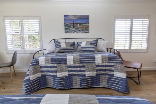 Stilbaai Harbour Inn