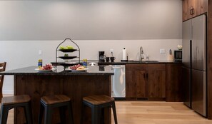 Private kitchen - Charming Mountain Cabin with Private Hot Tub & Fire Pit Near Yellowstone, Idaho (Island Park)