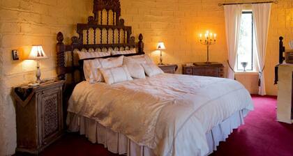 Luxury Castle for Large Groups in Nelson, New Zealand