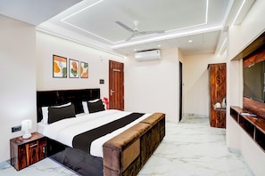 Ảnh chưa phân loại, 2 trong số 32 ảnh, nút