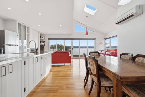 Opossum Bay Waterfront Home, Deck & Shore Access