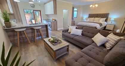 Villa de Vine - Your Private Cape Winelands Retreat