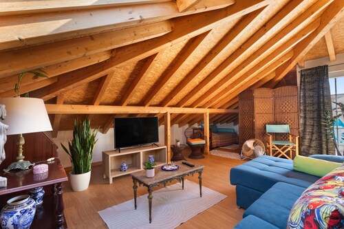 'Waves Inn' Surf, Beach & Relax. With Wi-Fi