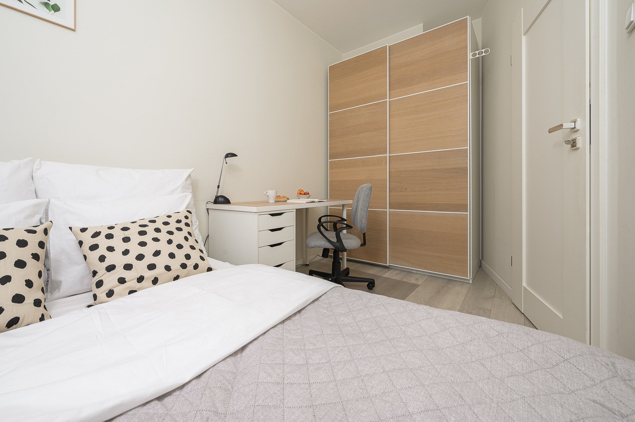 Apartment | Blackout curtains, iron/ironing board, free WiFi