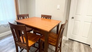 Unclassified image, 5 of 16, button - 2BR APT close to Ybor, Downtown, Airport, Busch Gardens & Adventure Island (Tampa)