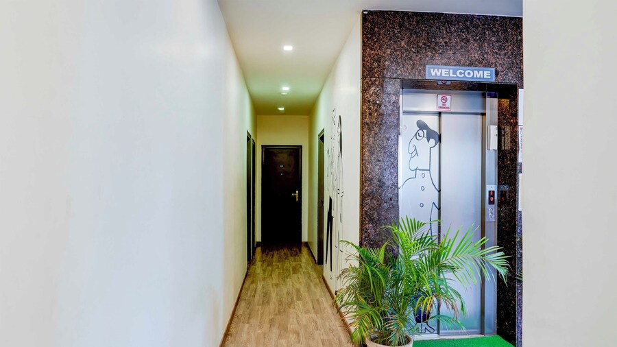 Townhouse Oak Bangalore Trinity