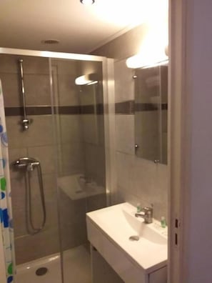 Ảnh chưa phân loại, 4 trong số 29 ảnh, nút