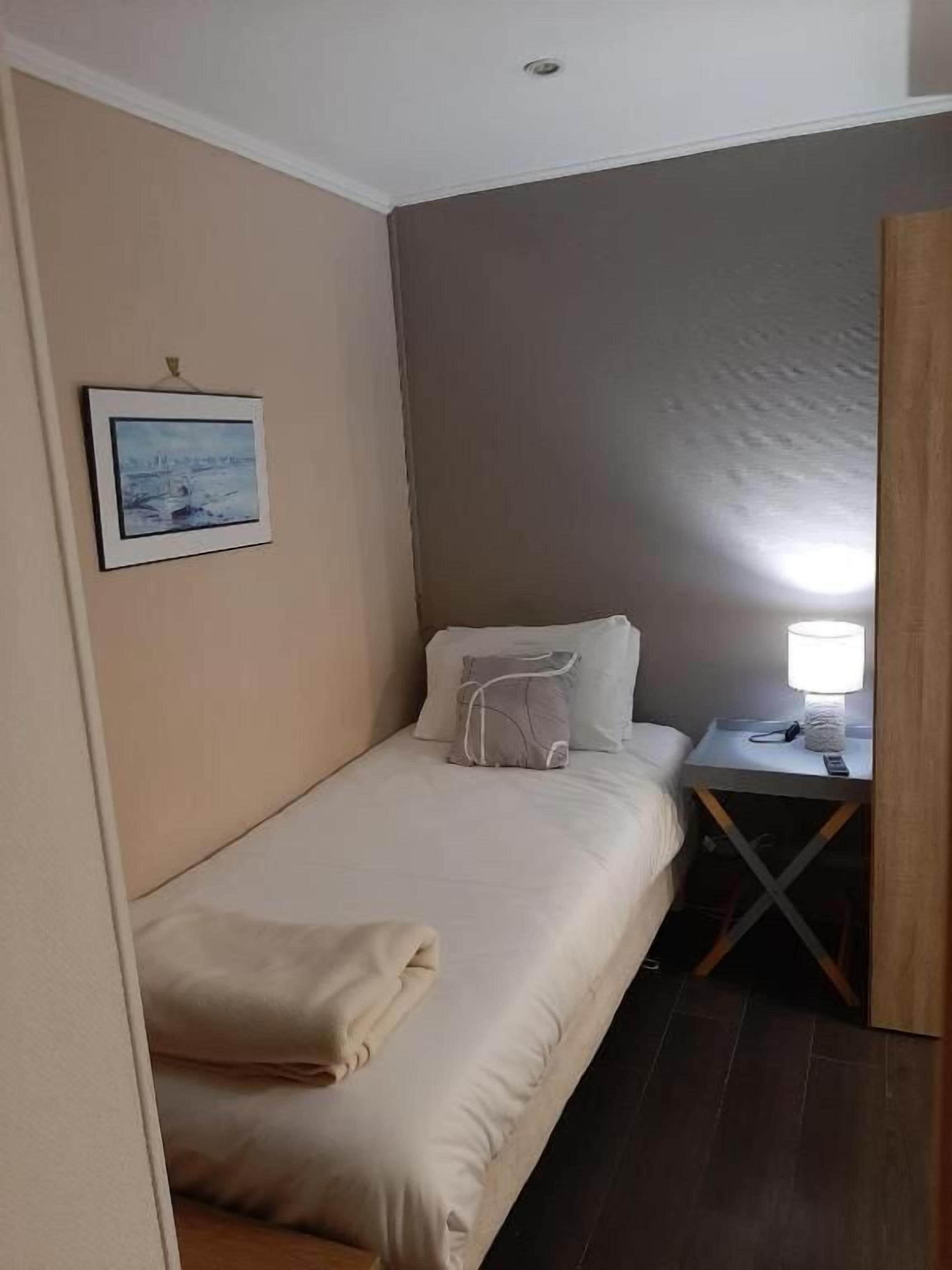 Single Room | WiFi (free)