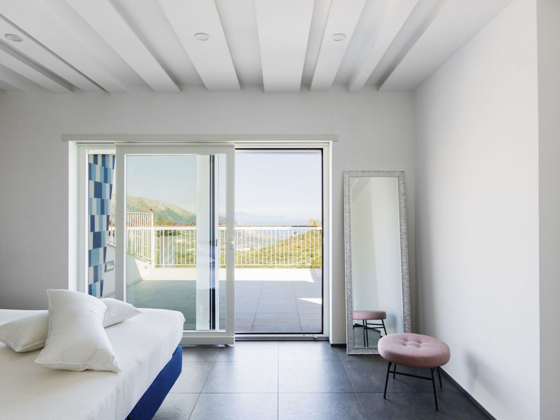 Travel crib, WiFi (free)