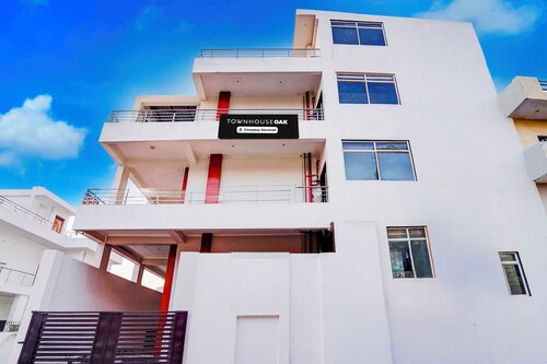 Townhouse Oak  Faizabad Road