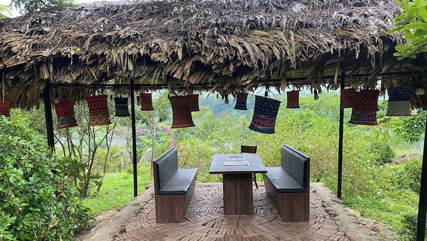 Khu ẩm thực ngoài trời