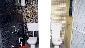 Bathroom - Via Golden Suites (Mumbai)