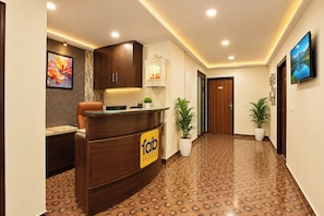 Reception - FabHotel Sbs Palza (New Delhi)