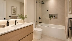 Unclassified image, 2 of 6, button - Toren Hotel & Suites (Toronto)