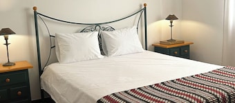 Vila Bena - Vacation Home at the Maranhão Dam, Alto Alentejo