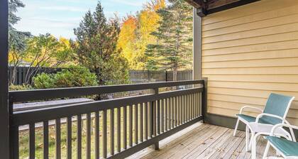 Smugglers Notch | Snowy Retreat | Ski, Pools & Mountain Fun