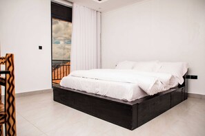 Double Room, Balcony, City View - Mutoni Teddy (Kigali)