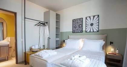 Zoe Sea View Villa B 5-Bed Luxury Coastal Escape w/ Private Plunge Pool w/View