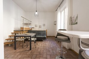 Dining - Novoli Place by MMega Homes and Villas (Florence)