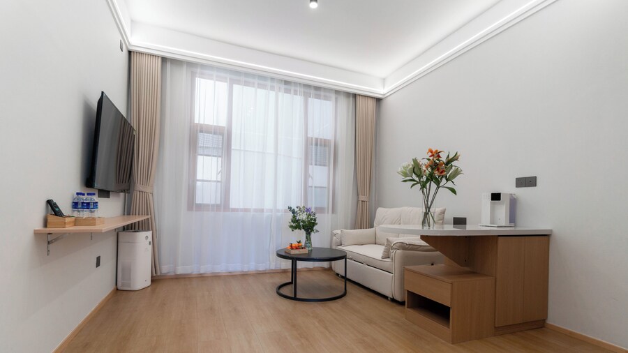 Dali Wuyifengsheng Courtyard Homestay